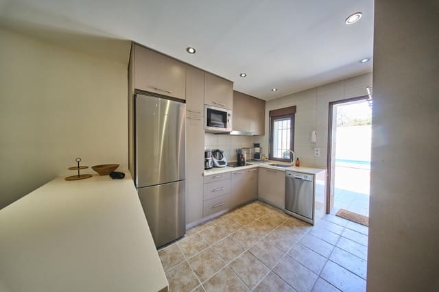 2 chambre Appartement à vendre à Alfacar avec piscine - 255 000 € (Ref: 9990871)