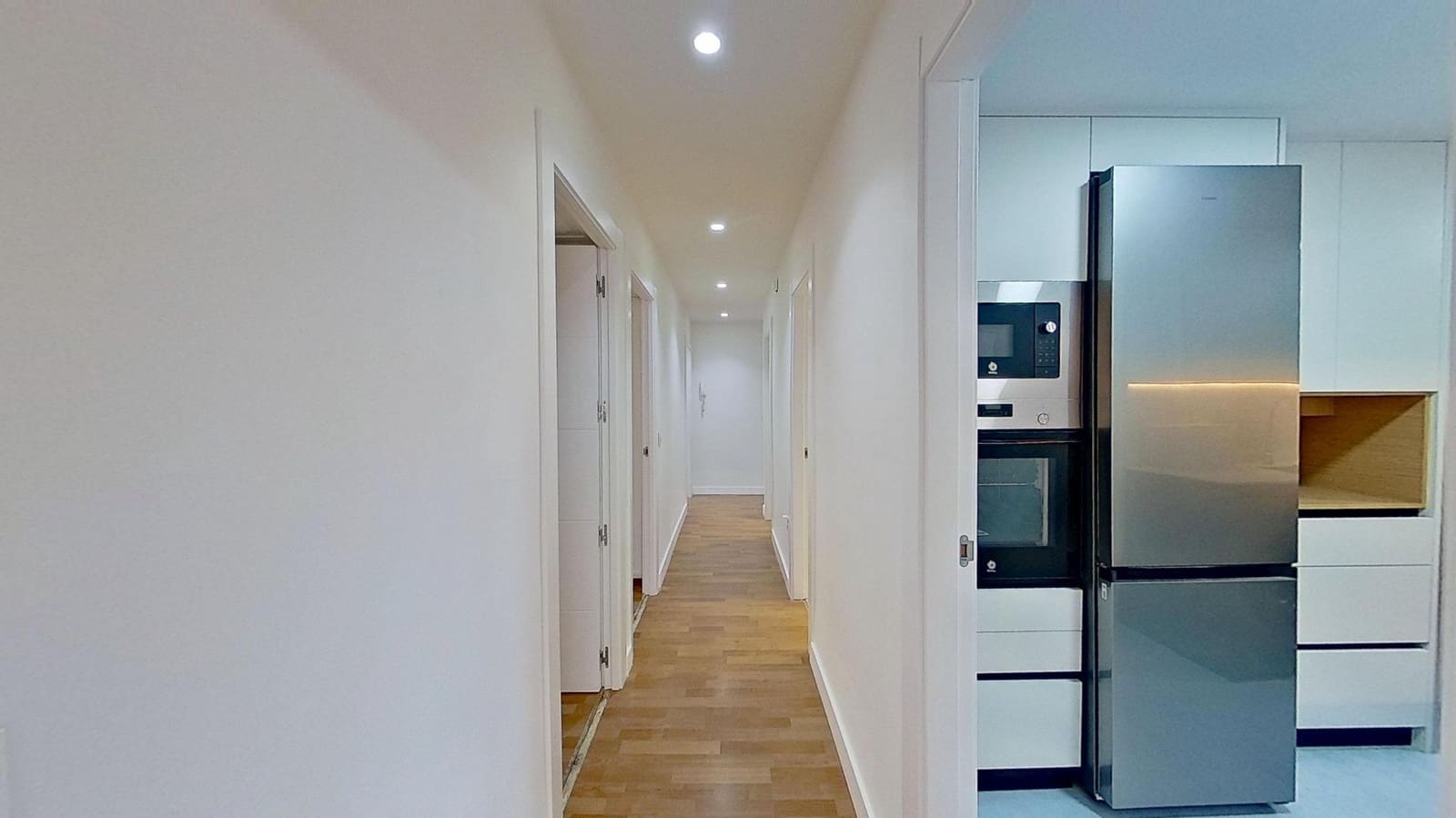 Piso de 3 habitaciones en Granada ciudad en venta - 350.000 € (Ref: 9994408)