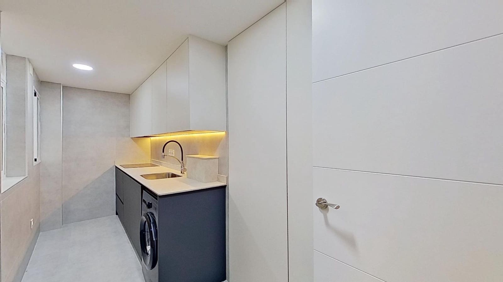 Piso de 3 habitaciones en Granada ciudad en venta - 350.000 € (Ref: 9994408)