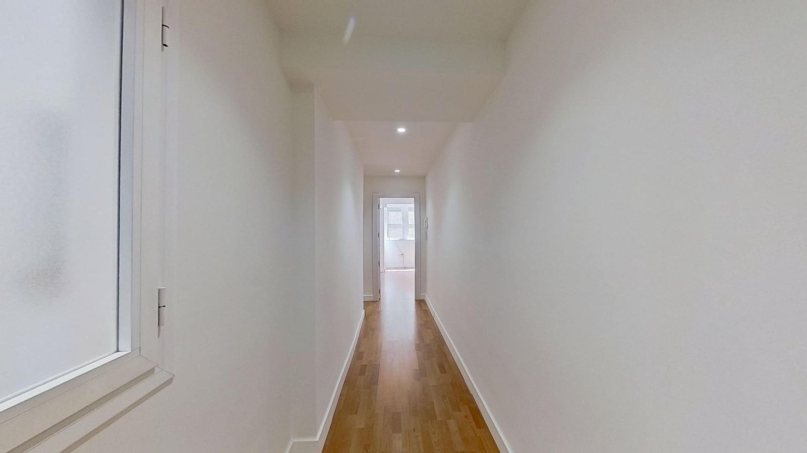 Piso de 3 habitaciones en Granada ciudad en venta - 350.000 € (Ref: 9994408)