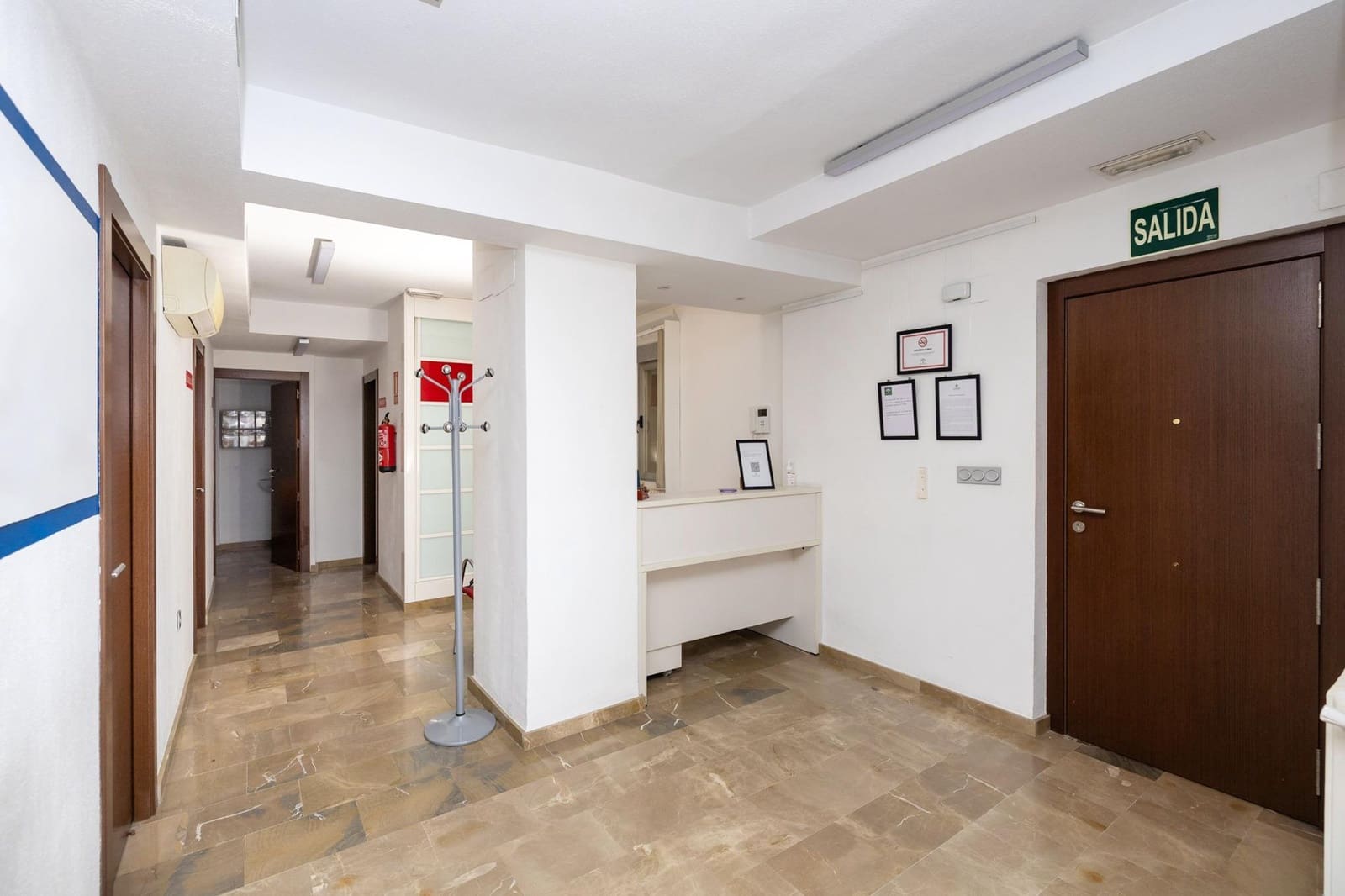 5 Zimmer Büro zu verkaufen in Granada Stadt - 470.000 € (Ref: 9994409)