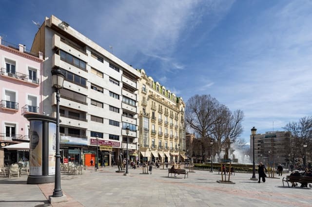 5 soveværelse Kontor til salg i Granada by - € 470.000 (Ref: 9994409)