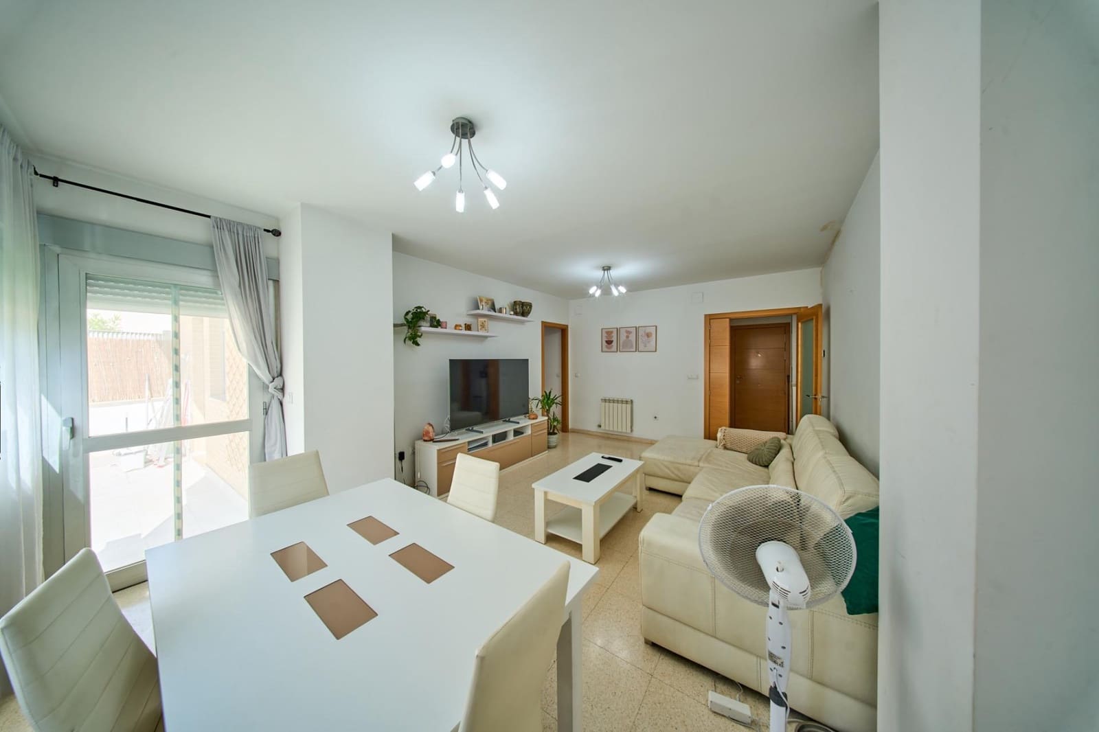Piso de 2 habitaciones en Granada ciudad en venta con piscina - 280.000 € (Ref: 9994410)