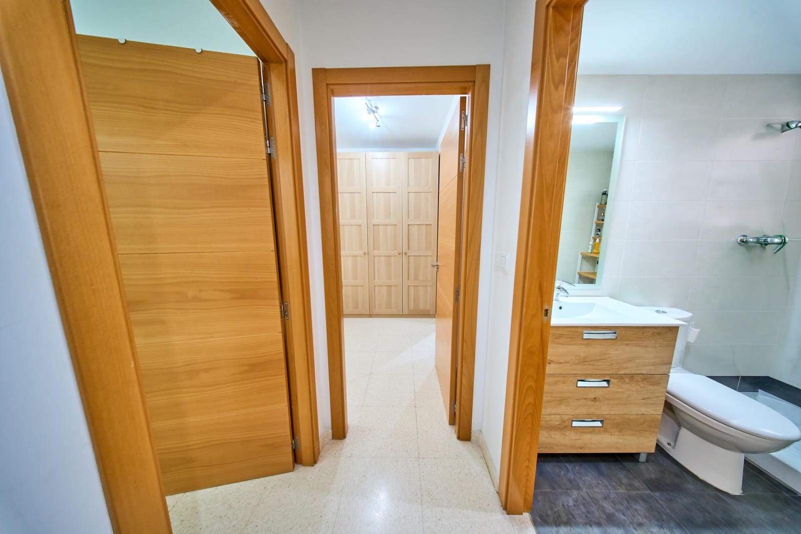 Piso de 2 habitaciones en Granada ciudad en venta con piscina - 280.000 € (Ref: 9994410)
