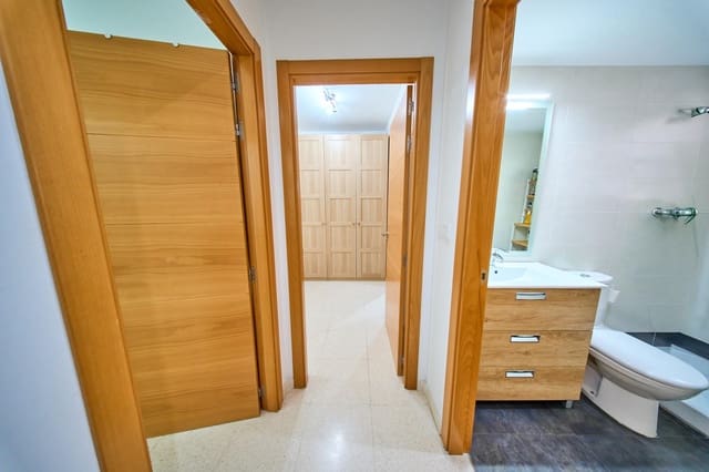 Piso de 2 habitaciones en Granada ciudad en venta con piscina - 280.000 € (Ref: 9994410)