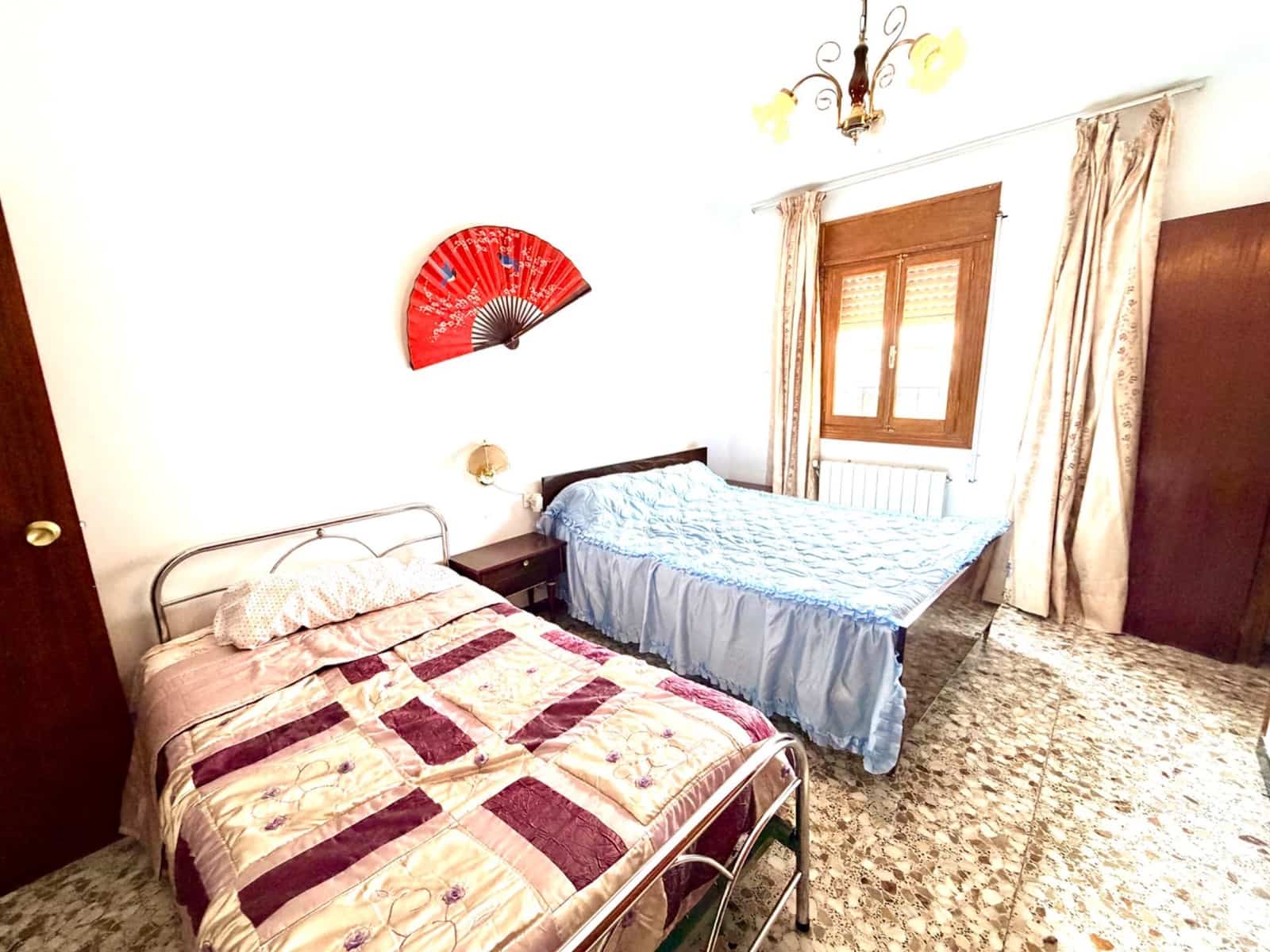 4 camera da letto Casa in vendita in Cullar con garage - 95.000 € (Rif: 9994412)