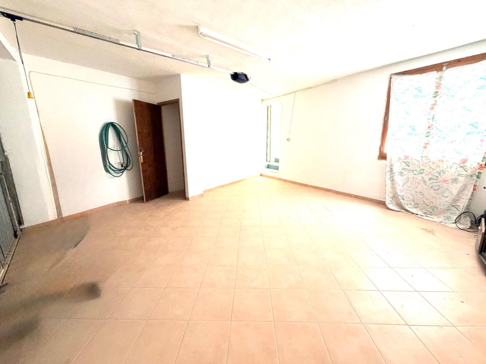 4 camera da letto Casa in vendita in Cullar con garage - 95.000 € (Rif: 9994412)
