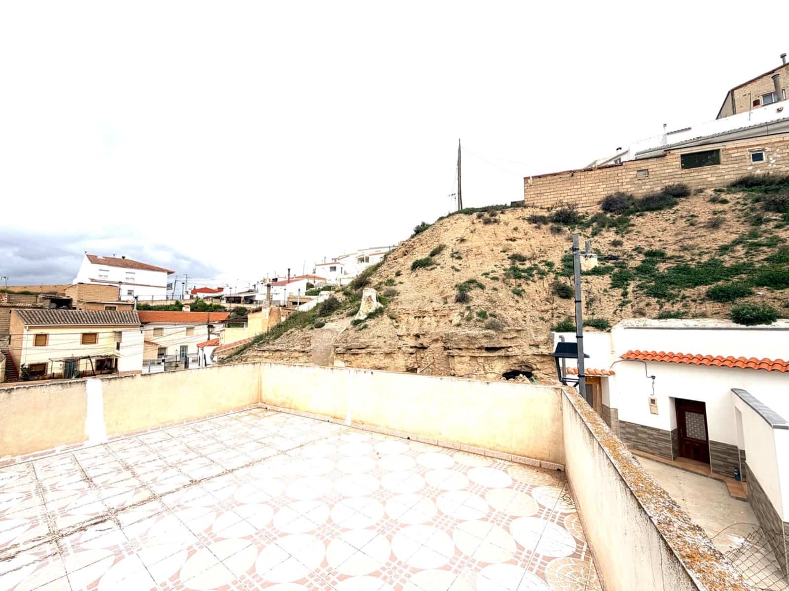 4 camera da letto Casa in vendita in Cullar con garage - 95.000 € (Rif: 9994412)