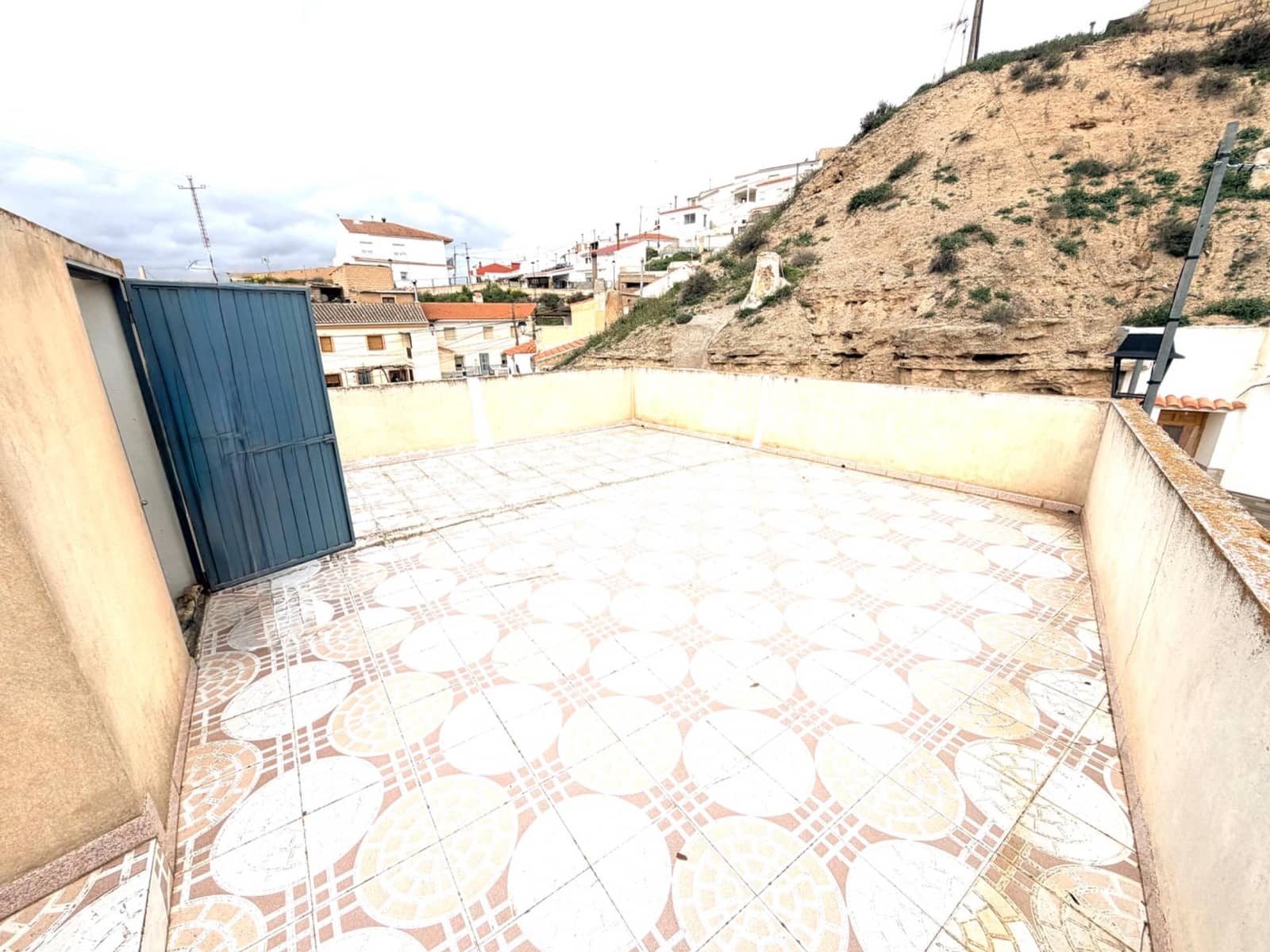 4 camera da letto Casa in vendita in Cullar con garage - 95.000 € (Rif: 9994412)