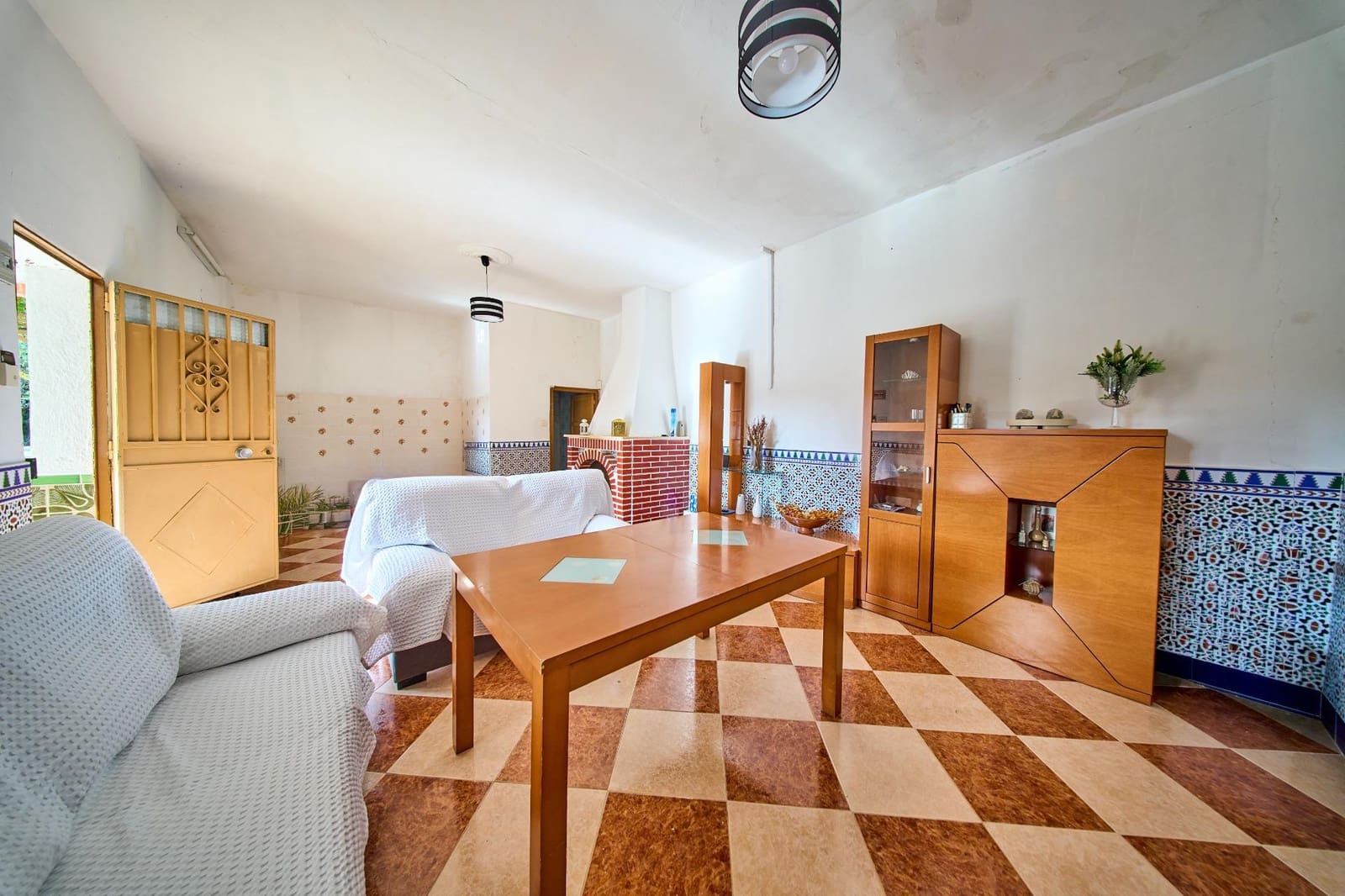 4 soveværelse Villa til salg i Pulianas med swimmingpool garage - € 339.000 (Ref: 9997237)