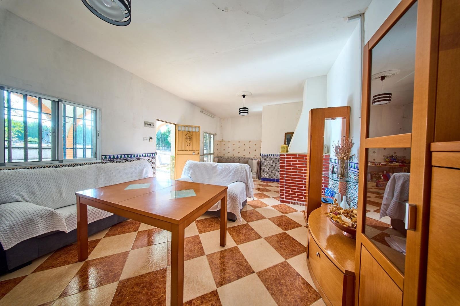 4 soveværelse Villa til salg i Pulianas med swimmingpool garage - € 339.000 (Ref: 9997237)