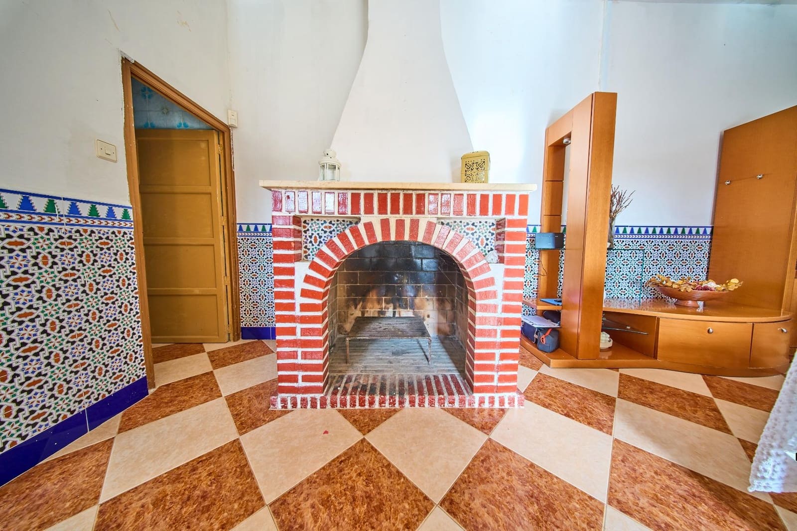 4 soveværelse Villa til salg i Pulianas med swimmingpool garage - € 339.000 (Ref: 9997237)