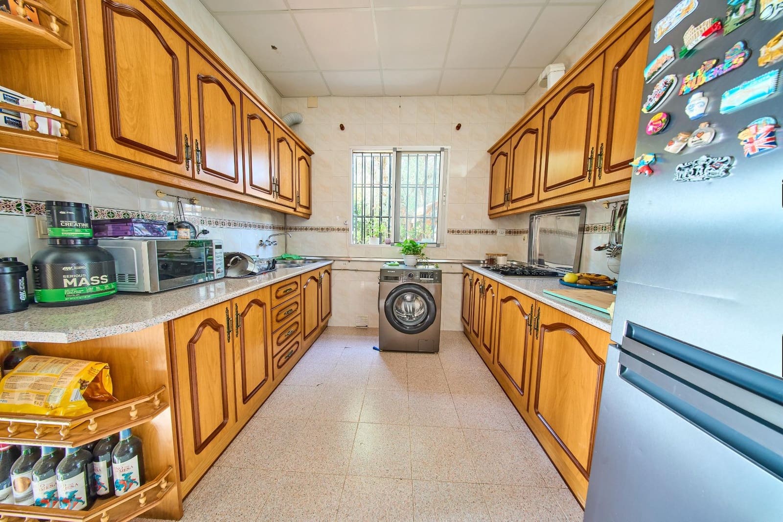 4 soveværelse Villa til salg i Pulianas med swimmingpool garage - € 339.000 (Ref: 9997237)