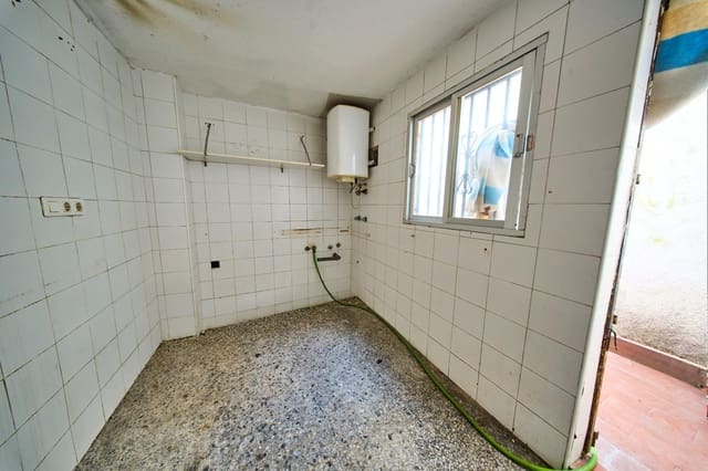Adosado de 4 habitaciones en Albaicin, Granada ciudad en venta - 135.000 € (Ref: 9997238)