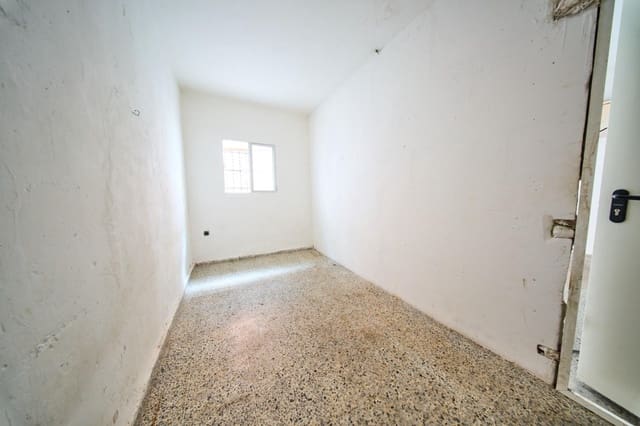 Adosado de 4 habitaciones en Albaicin, Granada ciudad en venta - 135.000 € (Ref: 9997238)