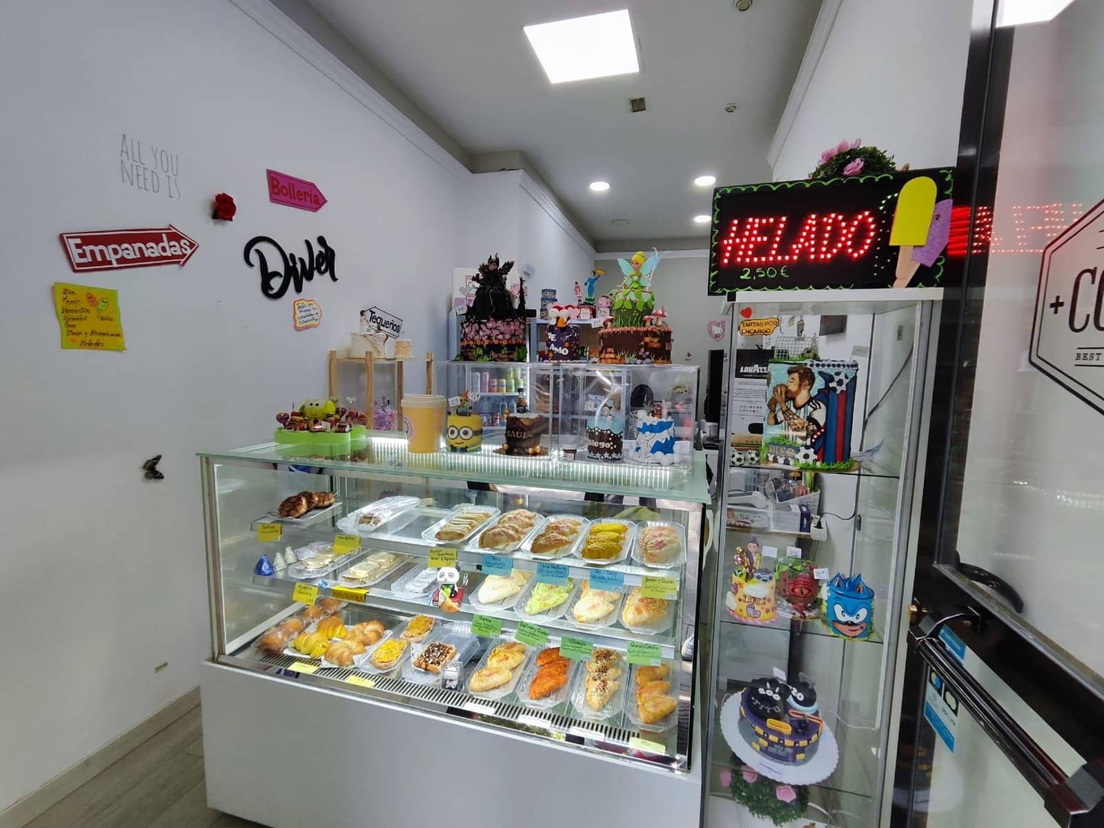 Commerciale da affittare in Granada citta - 875 € (Rif: 9998937)