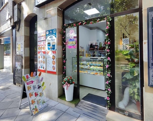 Commerciale da affittare in Granada città - 875 € (Rif: 9998937)