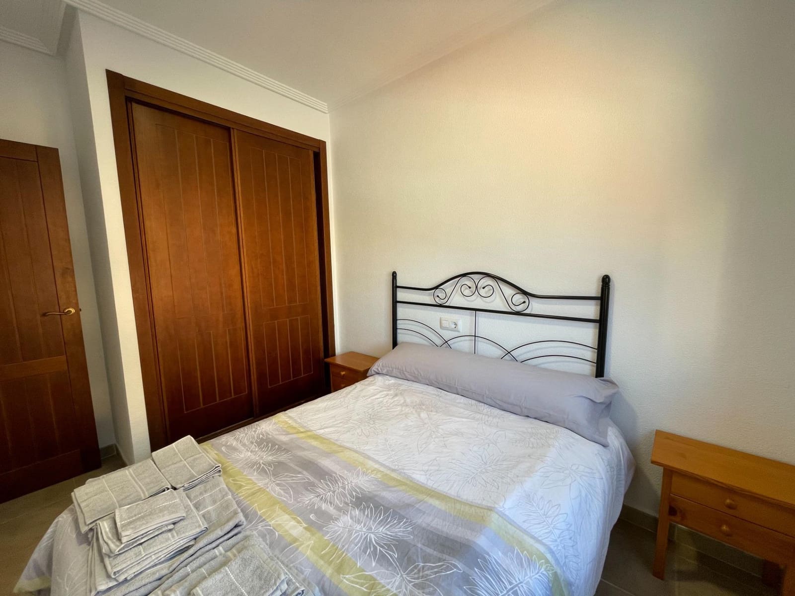 2 quarto Apartamento para venda em Torrevieja com piscina - 159 900 € (Ref: 8354052)