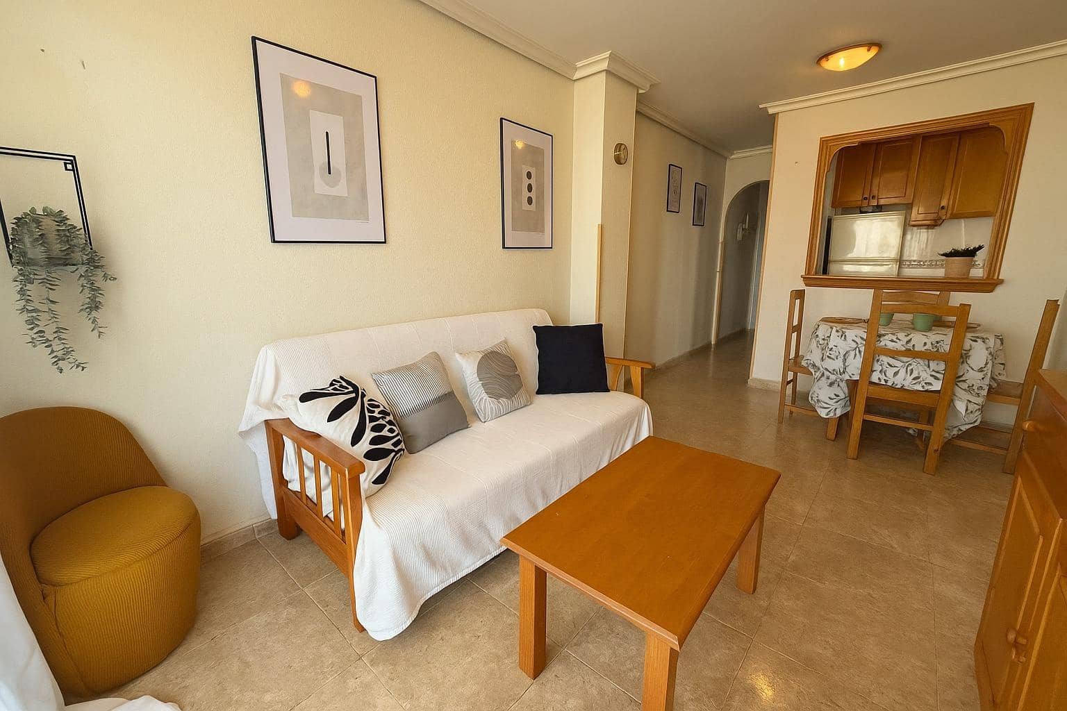 1 soveværelse Penthouse til salg i Torrevieja med swimmingpool garage - € 119.900 (Ref: 9023680)