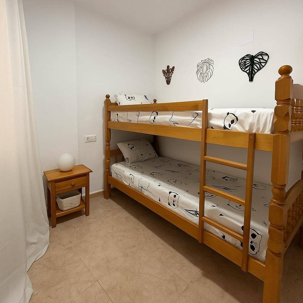 2 makuuhuone Huoneisto myytävänä paikassa Torrevieja mukana uima-altaan - 119 900 € (Ref: 9294466)