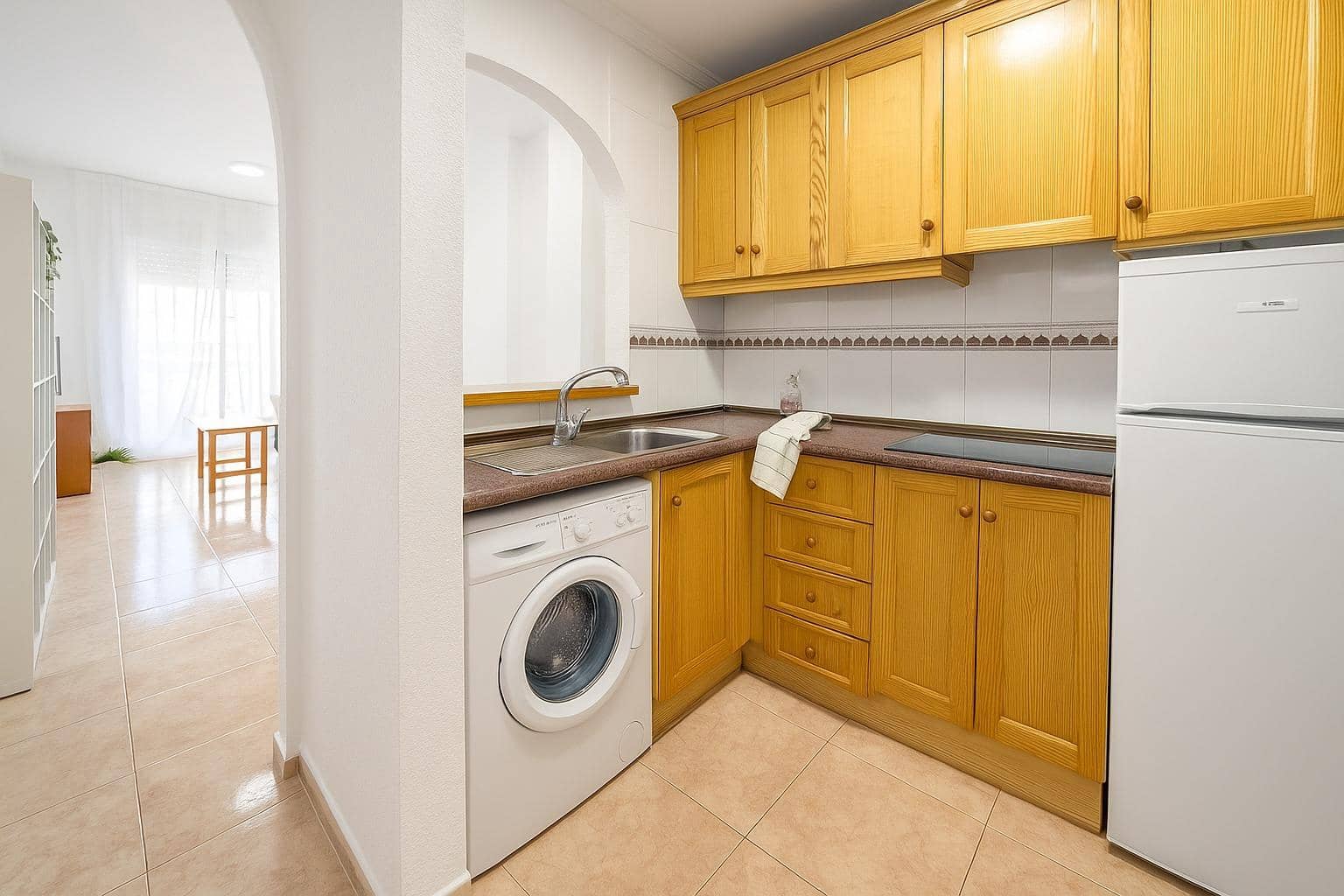 2 makuuhuone Huoneisto myytävänä paikassa Torrevieja mukana uima-altaan - 119 900 € (Ref: 9294466)