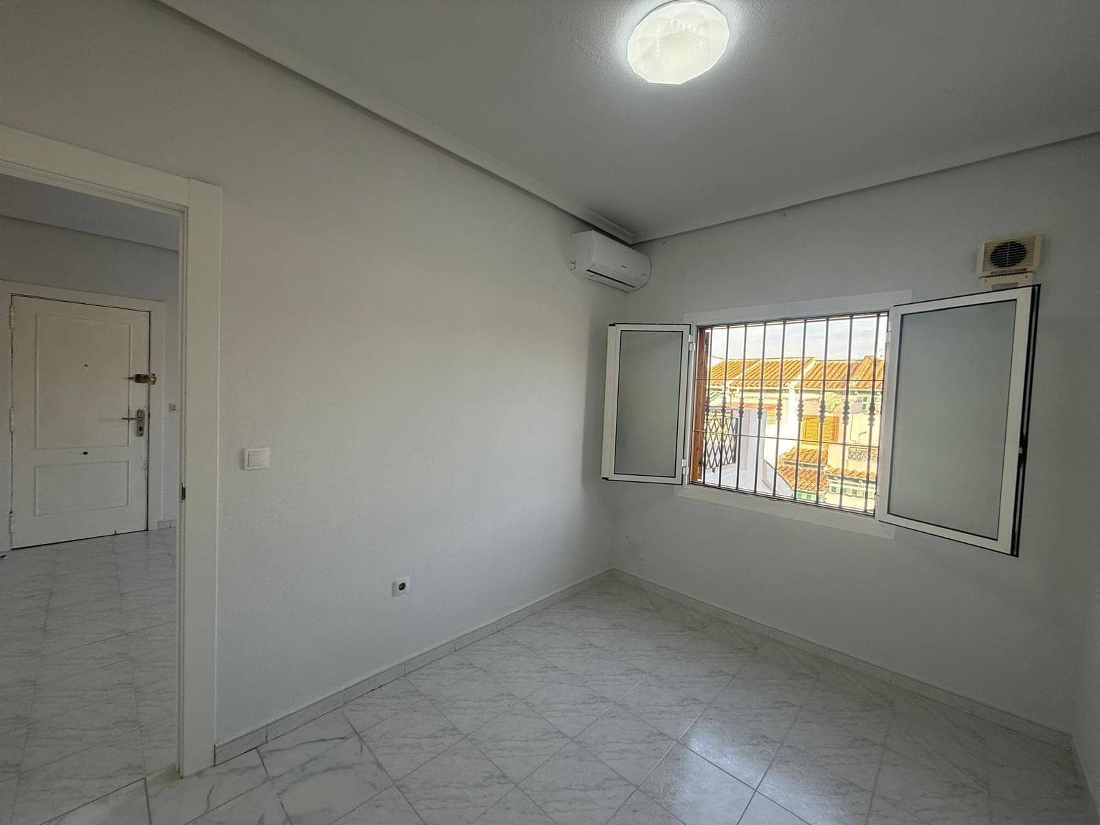 1 quarto Apartamento para venda em La Mata com piscina - 152 000 € (Ref: 9388088)