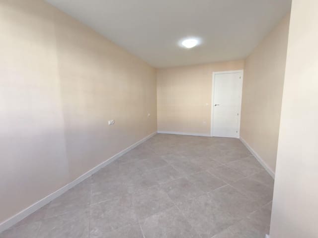 2 quarto Bungalow para venda em El Chaparral, Torrevieja - 119 000 € (Ref: 9479196)