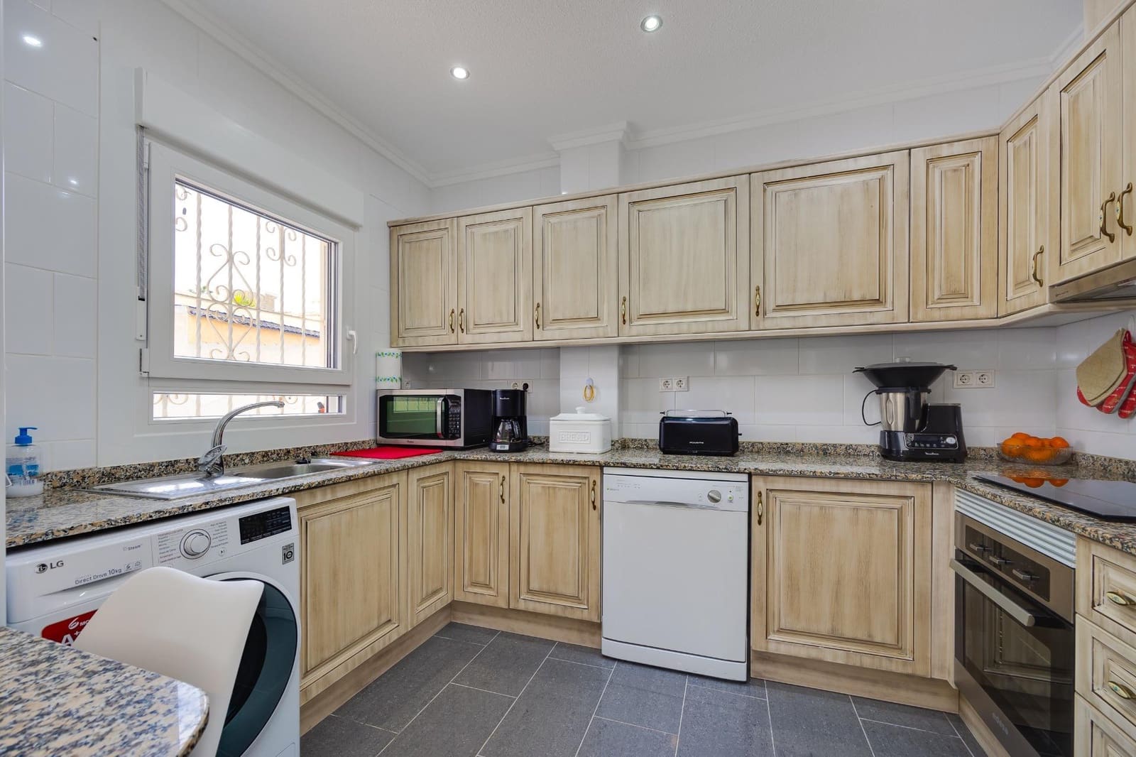 2 soverom Villa til salgs i La Marquesa med svømmebasseng - € 365 000 (Ref: 9596359)