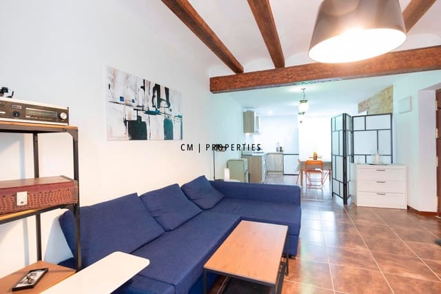2 bedroom Flat for sale in Ciutat Vella, Valencia city - € 280,000 (Ref: 10007904)