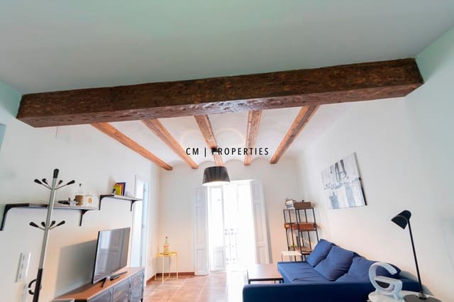 2 bedroom Flat for sale in Ciutat Vella, Valencia city - € 280,000 (Ref: 10007904)