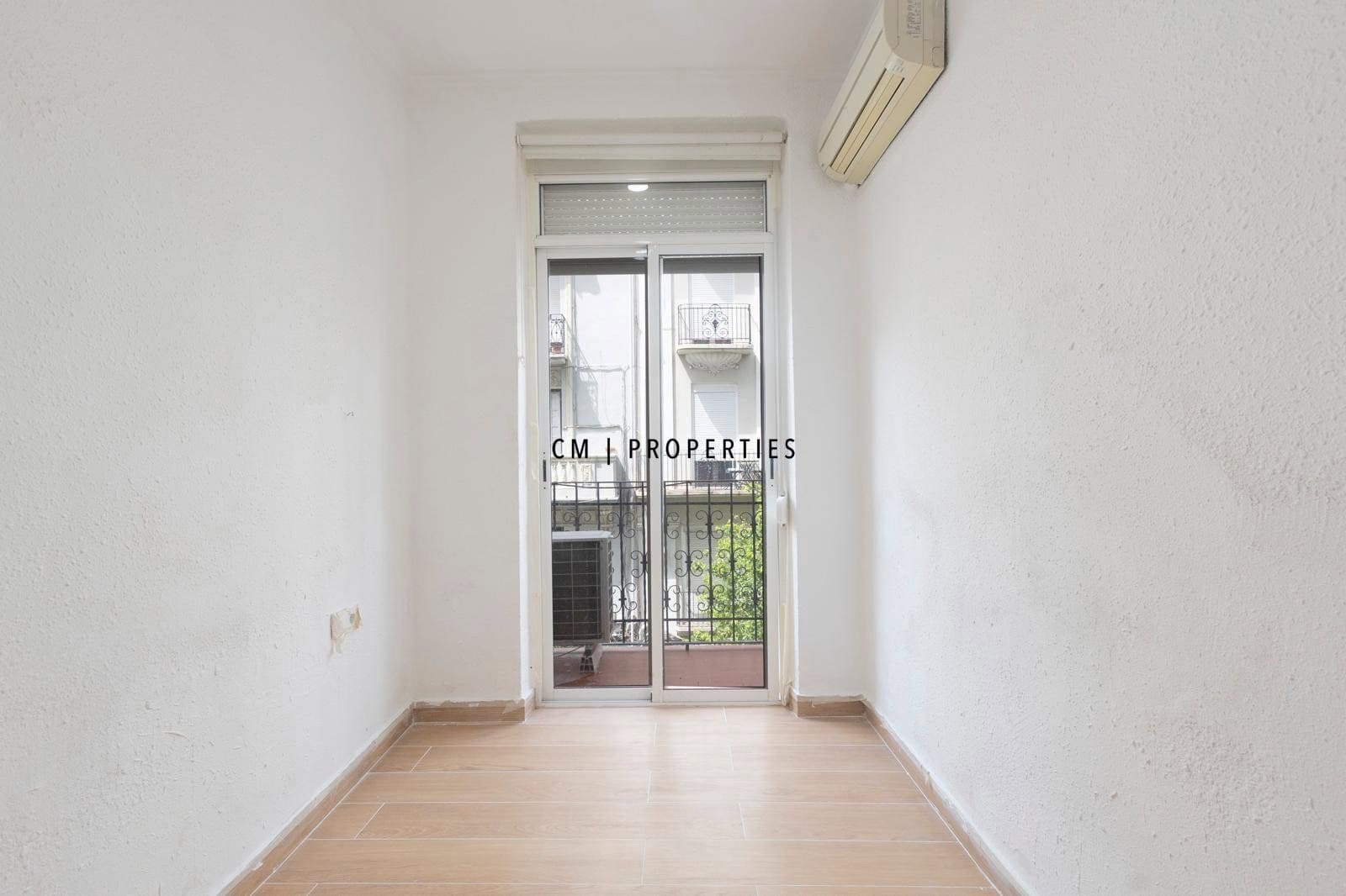 4 quarto Apartamento para arrendar em Valencia cidade - 1 750 € (Ref: 10008119)