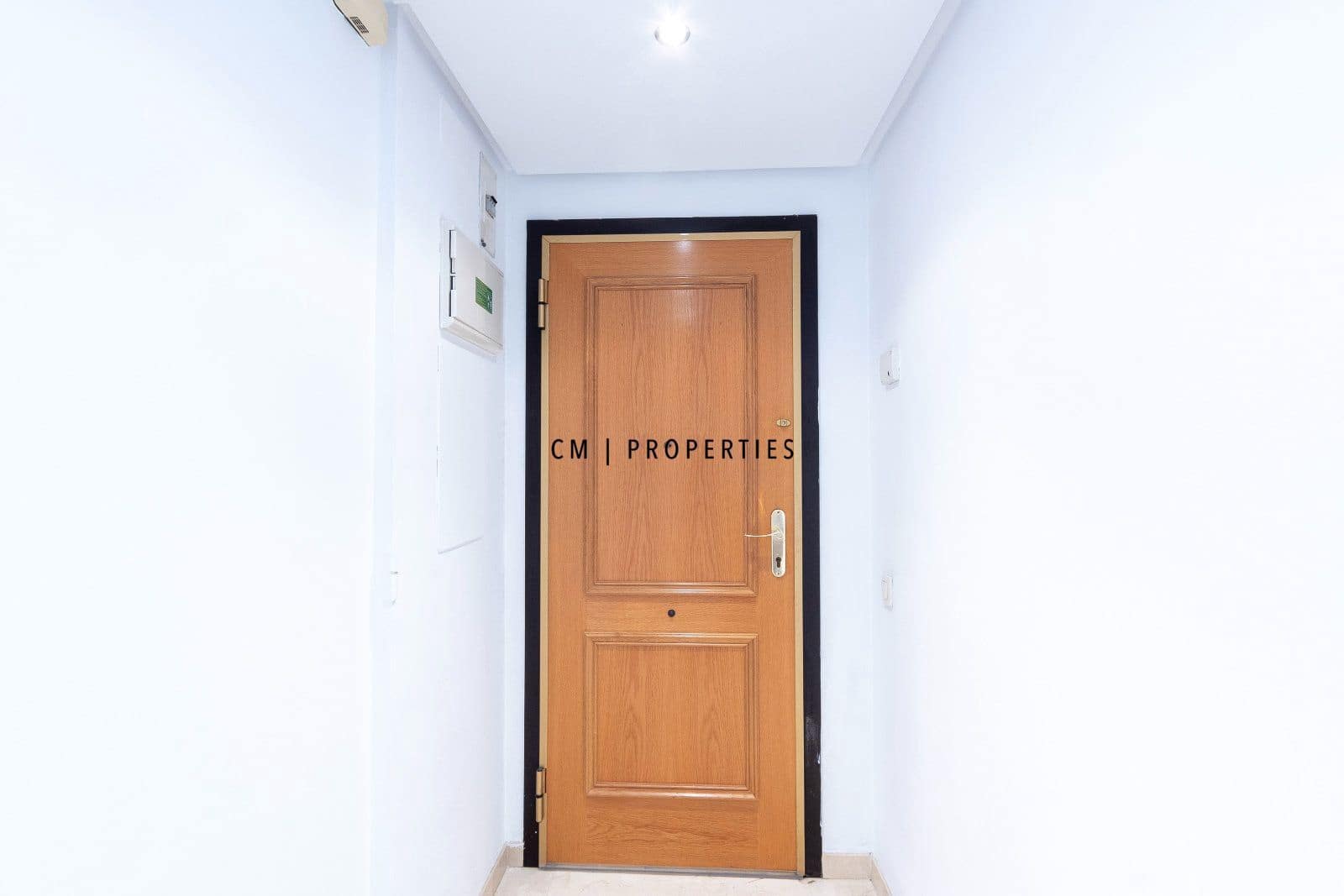 2 bedroom Flat for rent in Valencia city with pool garage - € 2,000 (Ref: 10009471)