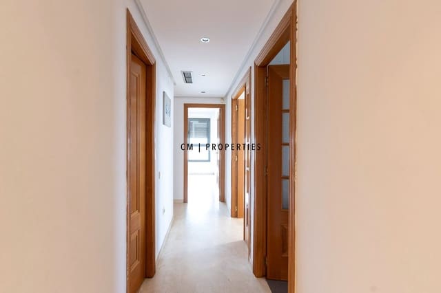 Appartement de 2 chambres à louer à Campanar, Valence ville avec piscine garage - 2 000 € (Ref: 10009471)