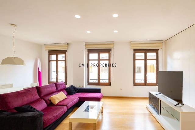 2 soverom Leilighet til leie i Ciutat Vella, Valencia by - € 2 000 (Ref: 10011901)