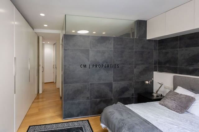 2 soverom Leilighet til leie i Ciutat Vella, Valencia by - € 2 000 (Ref: 10011901)