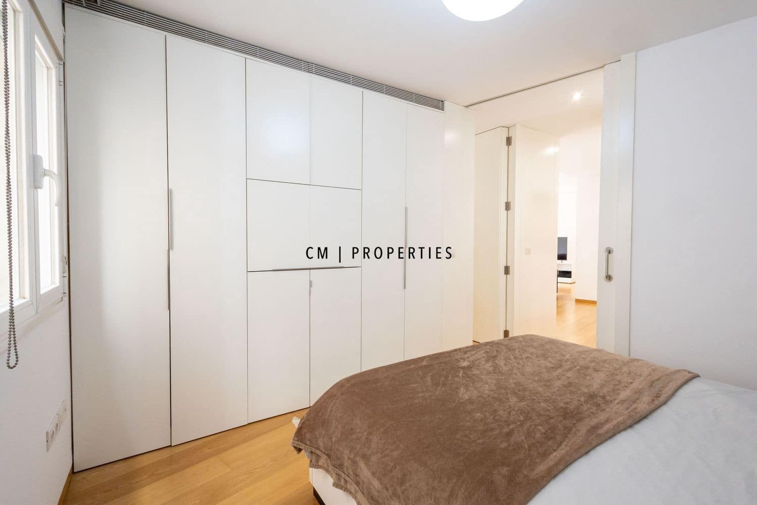 2 soverom Leilighet til leie i Valencia by - € 2 000 (Ref: 10011901)