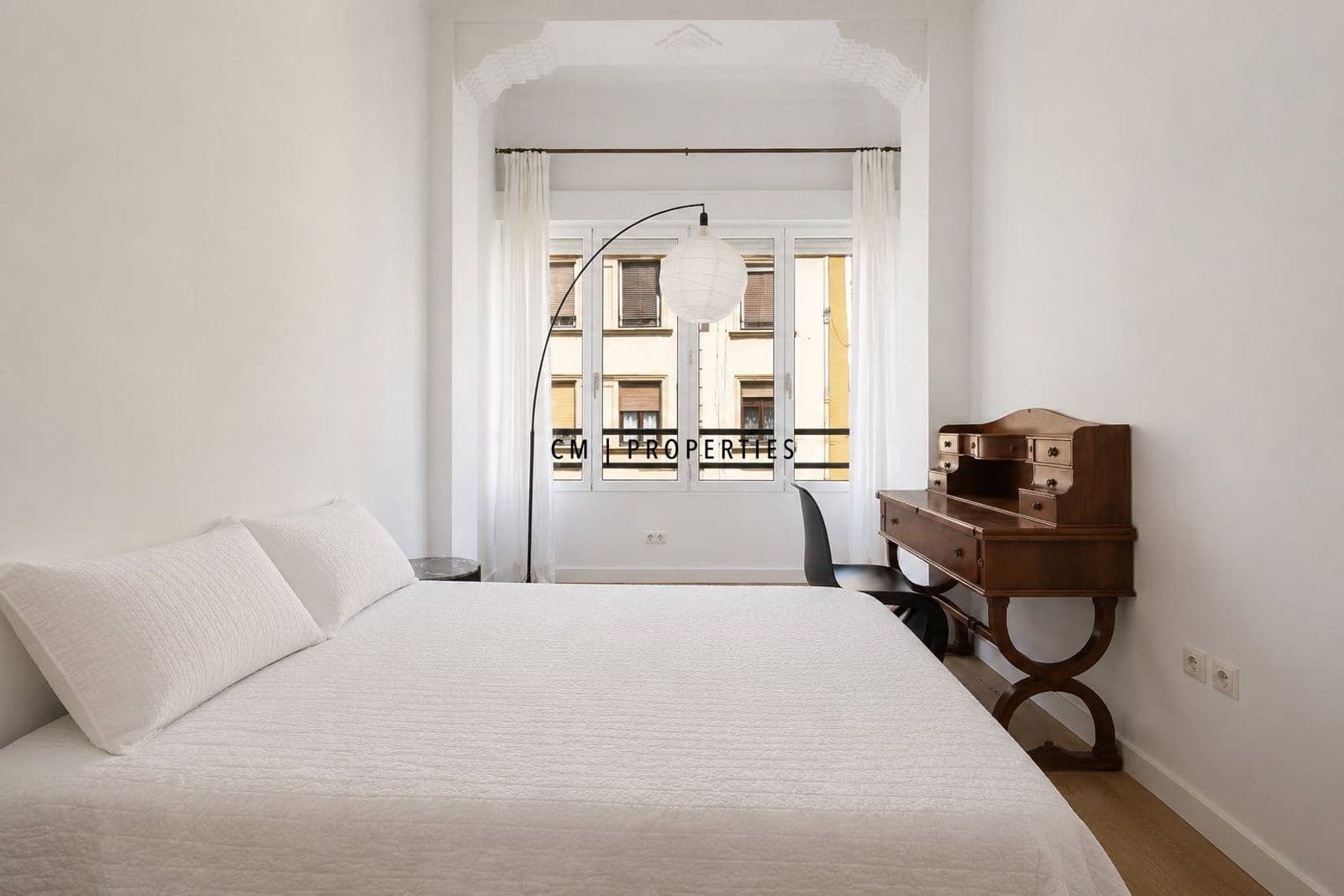3 bedroom Flat for rent in Valencia city - € 1,900 (Ref: 10019701)