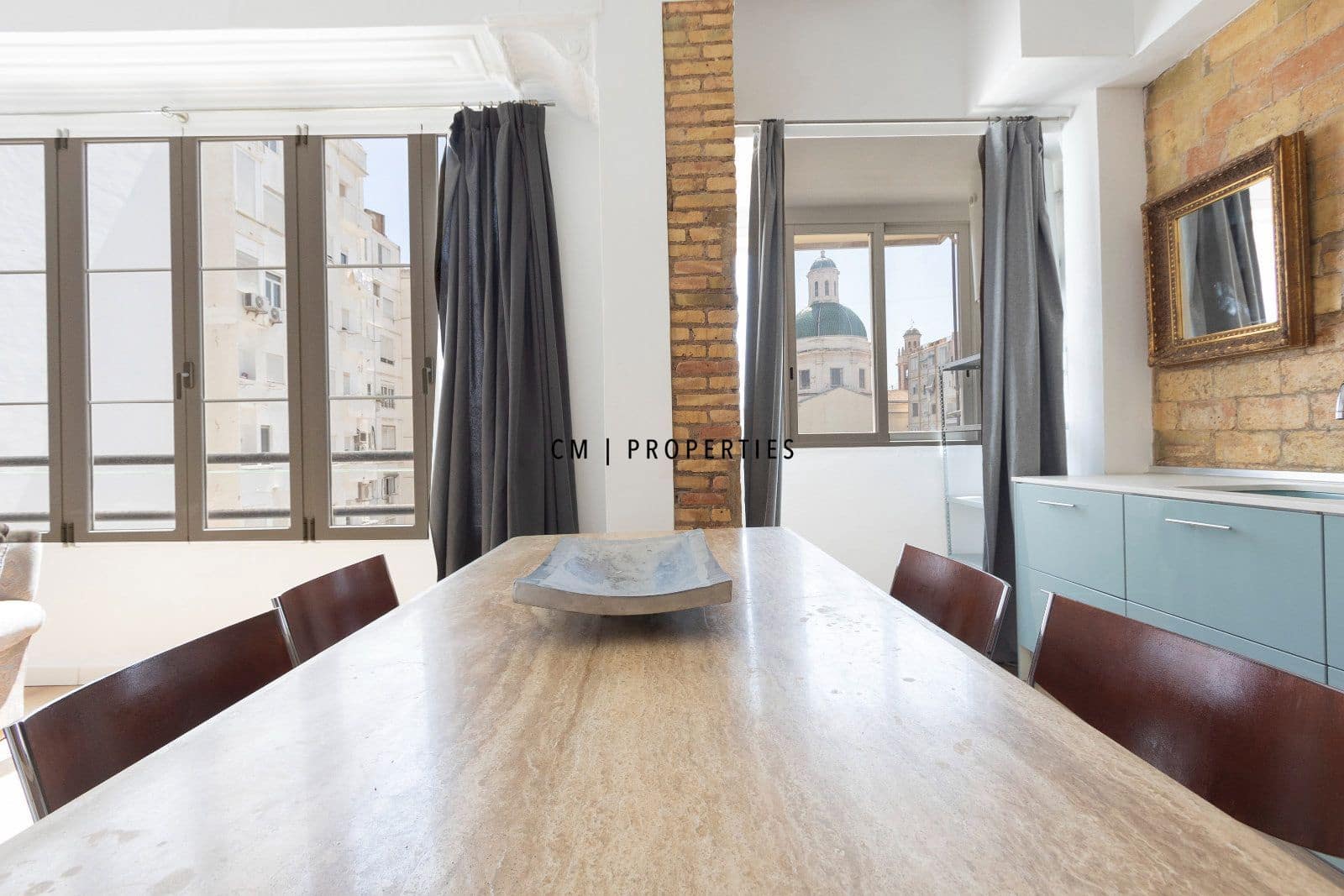 3 bedroom Flat for rent in Valencia city - € 1,900 (Ref: 10019701)