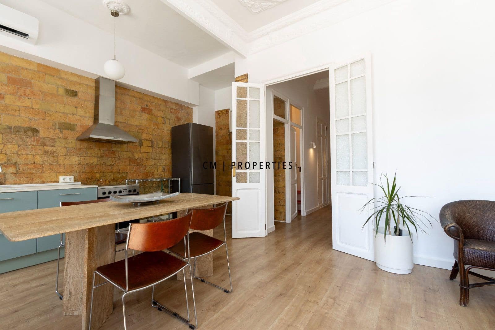 3 bedroom Flat for rent in Valencia city - € 1,900 (Ref: 10019701)