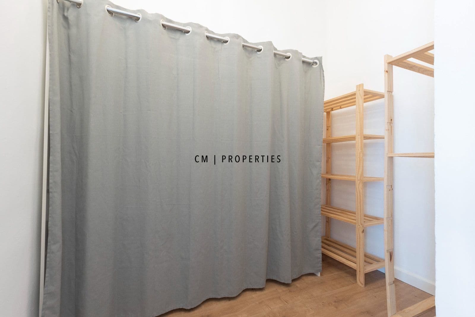 3 bedroom Flat for rent in Valencia city - € 1,900 (Ref: 10019701)