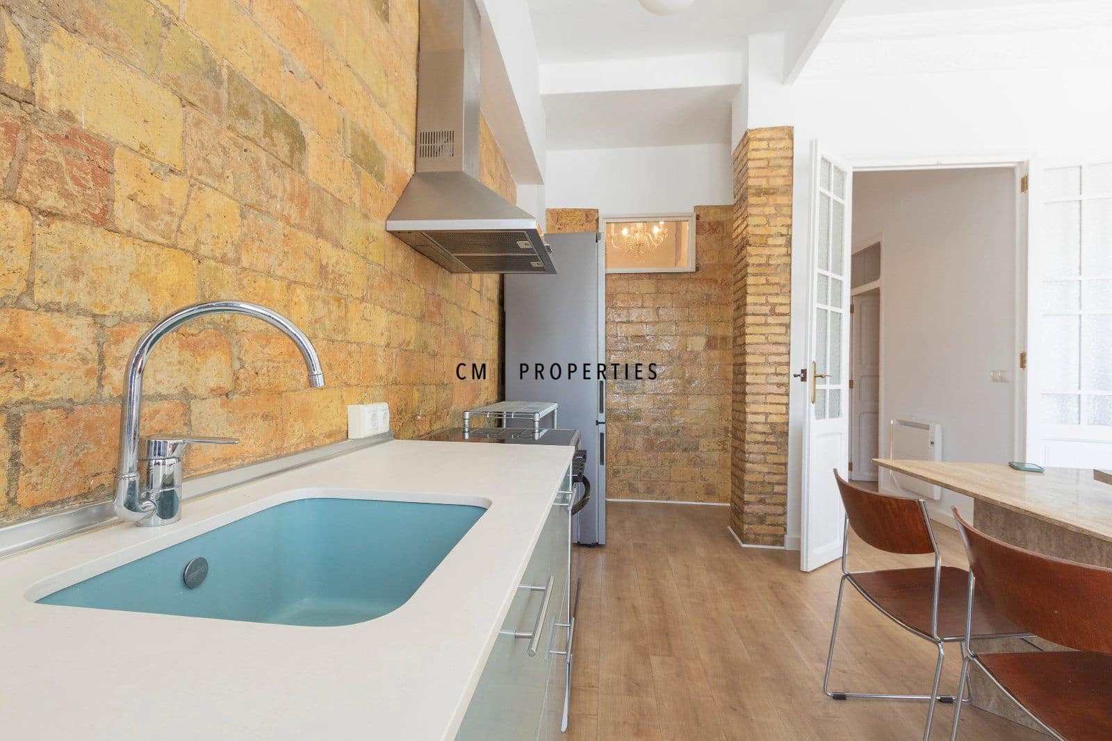 3 bedroom Flat for rent in Valencia city - € 1,900 (Ref: 10019701)