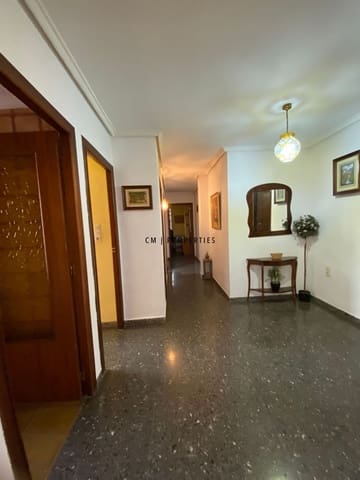 4 bedroom Flat for rent in Benimaclet, Valencia city - € 1,585 (Ref: 10019702)