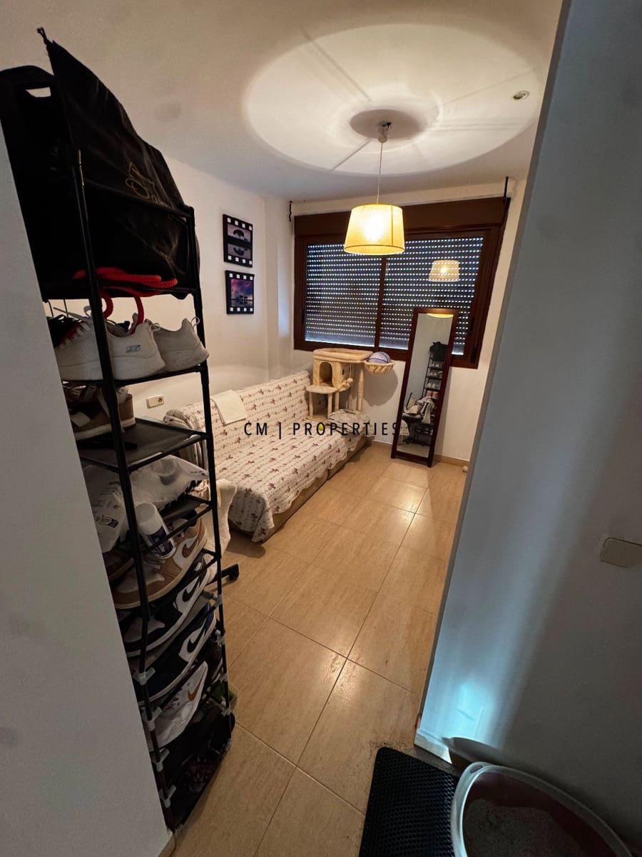 2 makuuhuone Kattohuoneisto myytävänä paikassa Sant Jordi mukana uima-altaan 
autotalli - 180 000 € (Ref: 10019703)