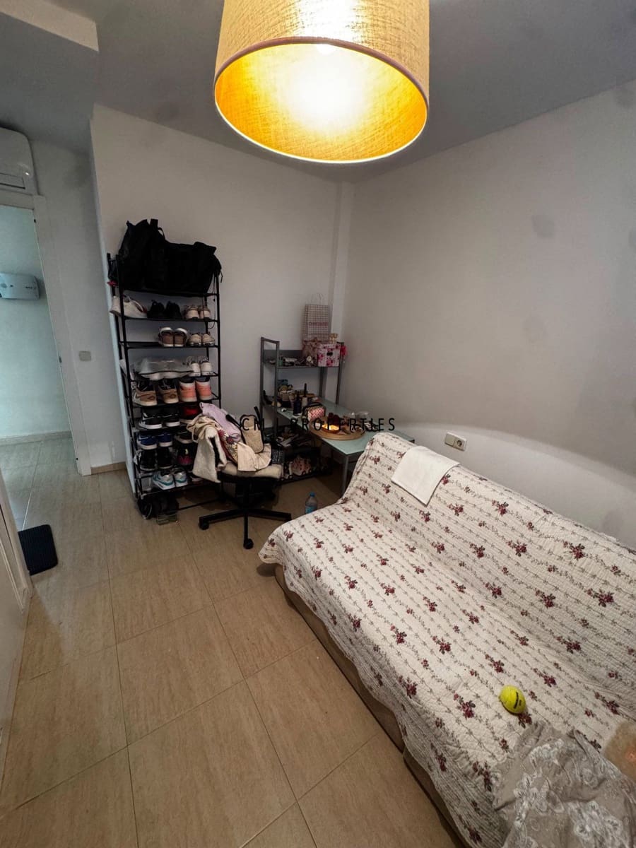 2 makuuhuone Kattohuoneisto myytävänä paikassa Sant Jordi mukana uima-altaan 
autotalli - 180 000 € (Ref: 10019703)