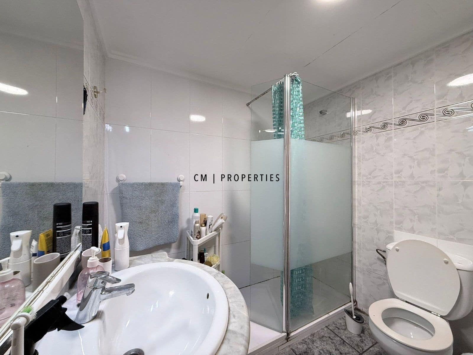 4 sovrum Lägenhet att hyra i Valencia stad - 1 800 € (Ref: 10019837)