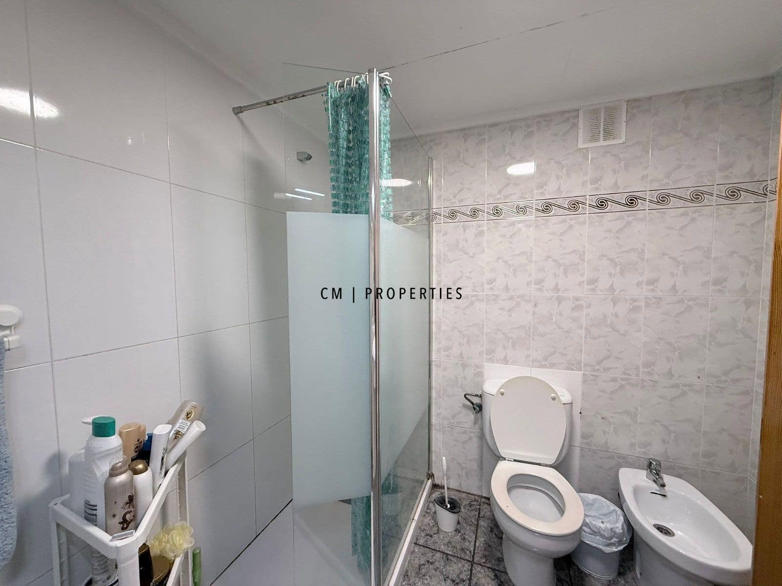 4 sovrum Lägenhet att hyra i Valencia stad - 1 800 € (Ref: 10019837)