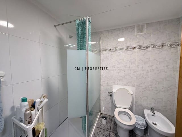 4 sovrum Lägenhet att hyra i Algiros, Valencia stad - 1 800 € (Ref: 10019837)