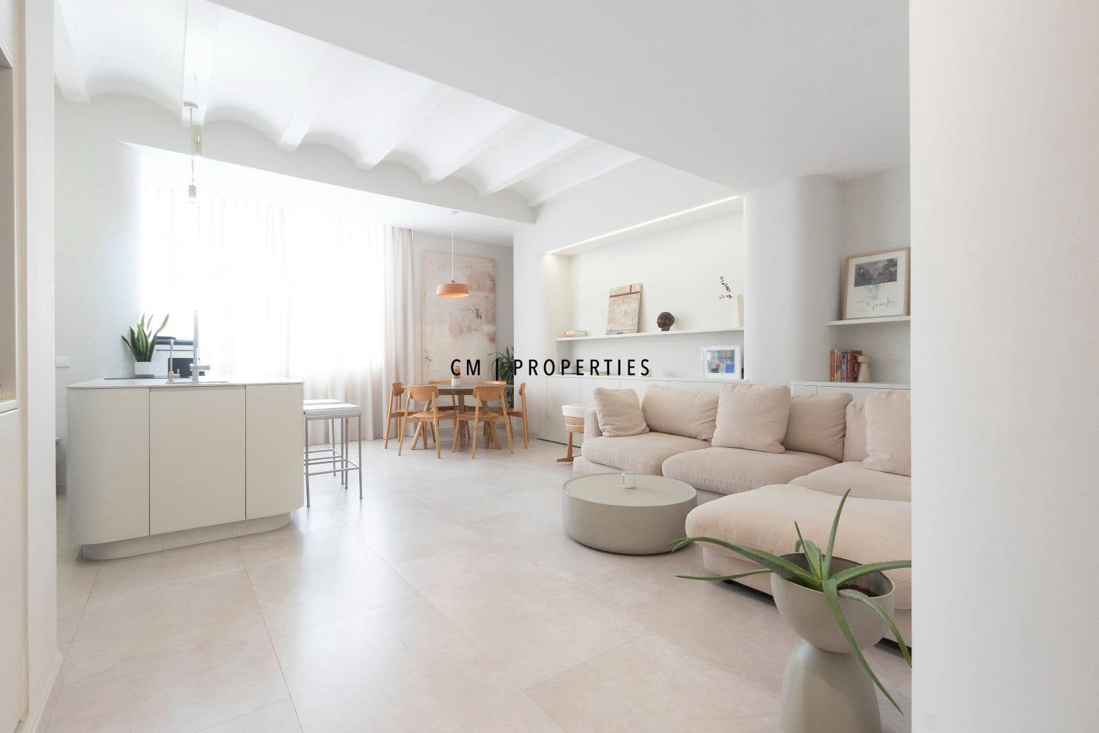 2 bedroom Flat for sale in Valencia city - € 770,000 (Ref: 10021717)