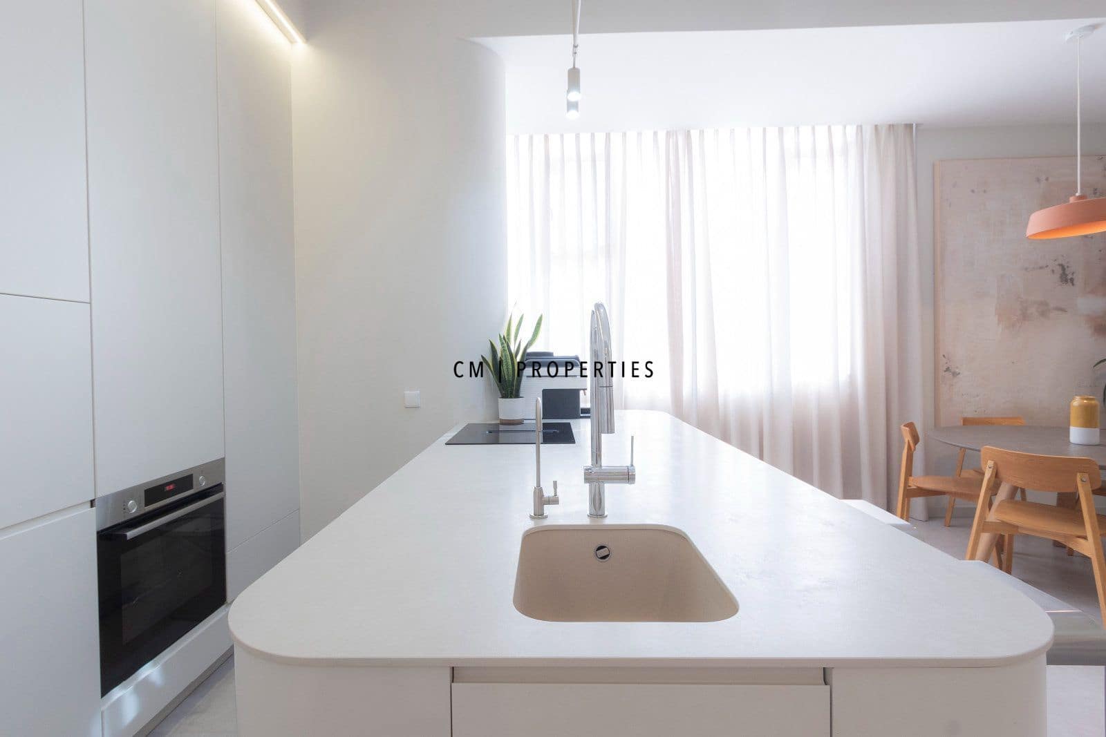 2 bedroom Flat for sale in Valencia city - € 770,000 (Ref: 10021717)