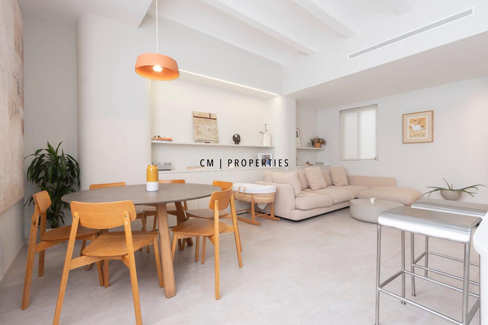 2 bedroom Flat for sale in Valencia city - € 770,000 (Ref: 10021717)